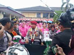 Serah Terima Jabatan Kapolres Cilegon Berlangsung Khidmat Pedang Pora Penghormatan Kepada Pejabat Lama